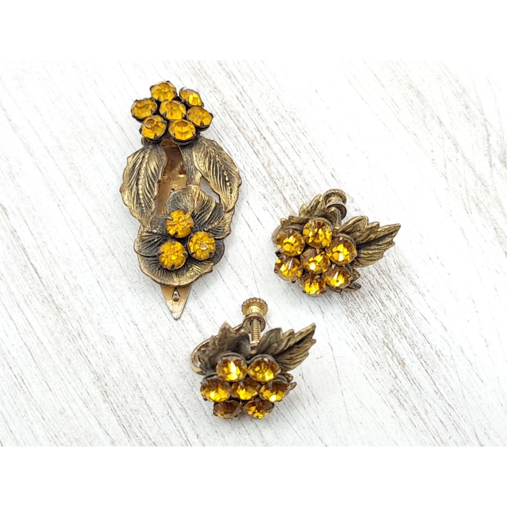 Vintage Art Deco Floral Dress Clip and Screwback Earrings Set Orange Rhinestones - Picture 1 of 8